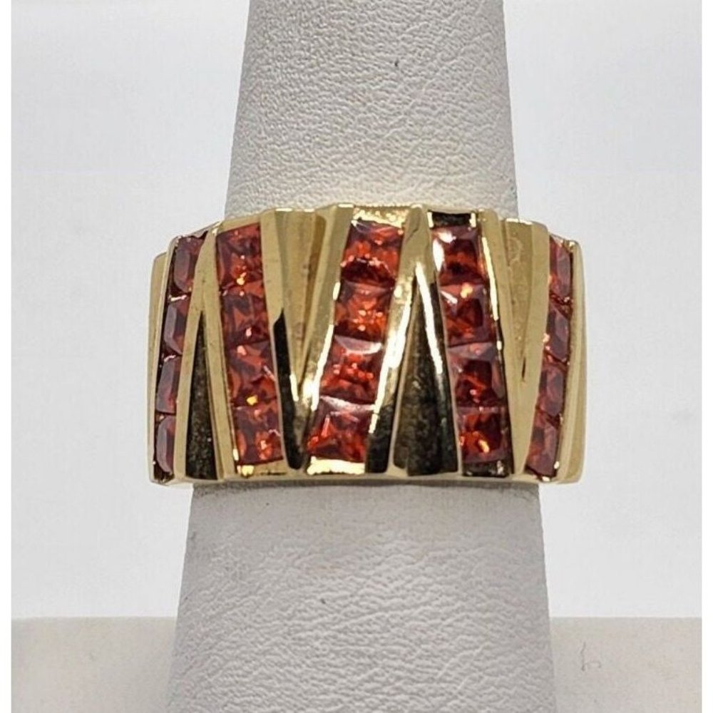 925 STERLING SILVER RED CZ  RING SIZE 7.5